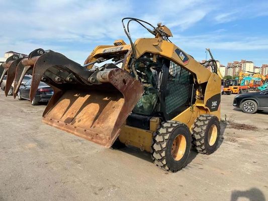 CAT 246C Оригинальный цвет Использованный скользящий рулевой погрузчик Безопасность и точность В хорошем состоянии