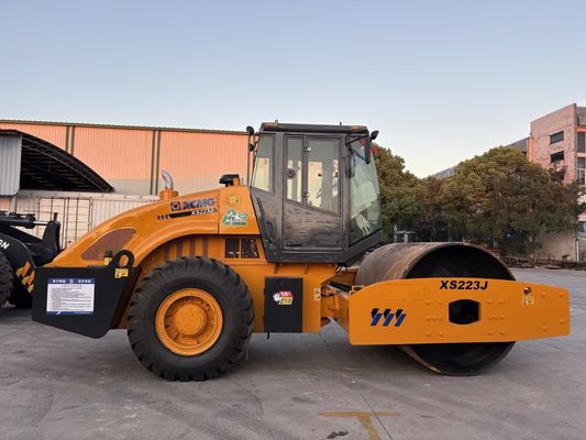 Использованный однобарабанный каток XCMG XS223J, простое управление и хорошее состояние