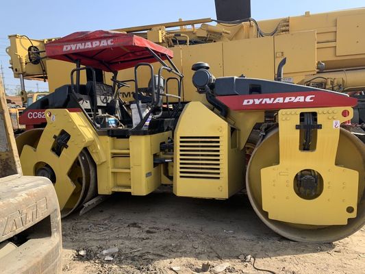 Двойной барабанный ролик Dynapac CC622