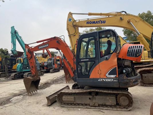 2018 год Подержанный мини экскаватор Doosan DX60-9C В отличном состоянии/Подержанный мини экскаватор Doosan для продажи