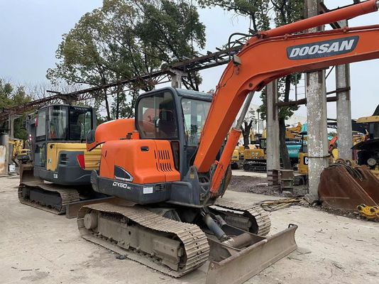 2018 год Подержанный мини экскаватор Doosan DX60-9C В отличном состоянии/Подержанный мини экскаватор Doosan для продажи