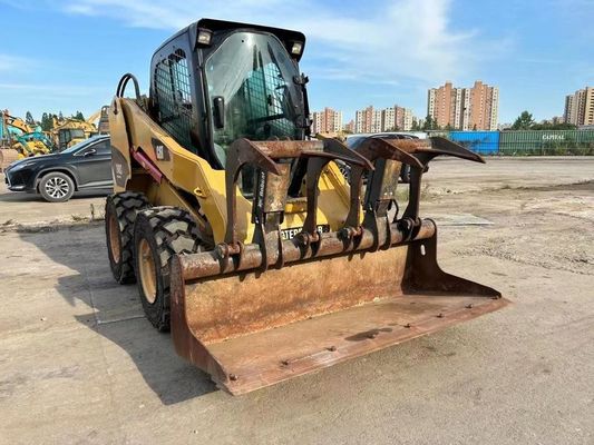 CAT 246C Оригинальный цвет Использованный скользящий рулевой погрузчик Безопасность и точность В хорошем состоянии