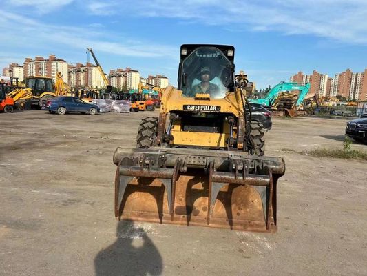 CAT 246C Оригинальный цвет Использованный скользящий рулевой погрузчик Безопасность и точность В хорошем состоянии