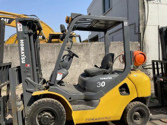 Использованный газовый вилочный погрузчик Komatsu 3 тонны