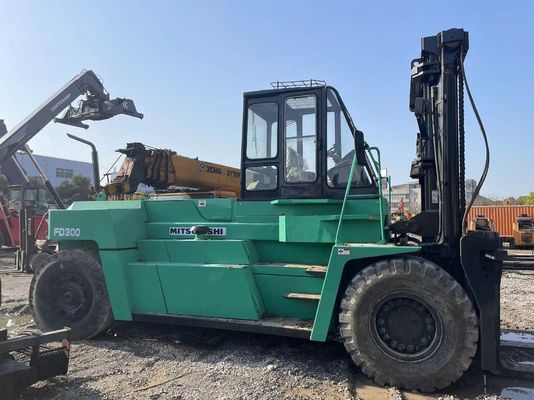 Mitsubishi F300 Подержанный вилочный погрузчик Подержанный 30 тонн Вилочный погрузчик высокой мощности