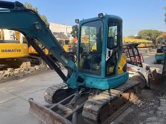 Япония использует мини-экскаватор Kubota U40-5 с эффективной гидравлической системой