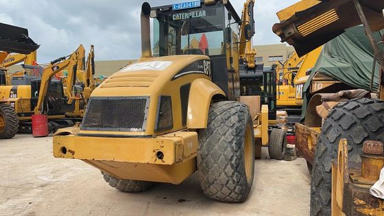 Оригинальный цвет Использованный Caterpillar CS-683E Single Drum Road Roller В отличном состоянии
